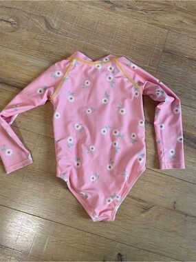 Girls' Pink Floral Long-Sleeve Rash Guard Swimsuit